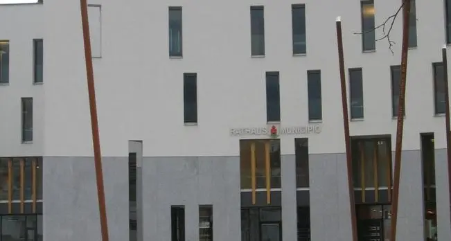 Brunico, il Comune esulta: debito dimezzato in 8 anni