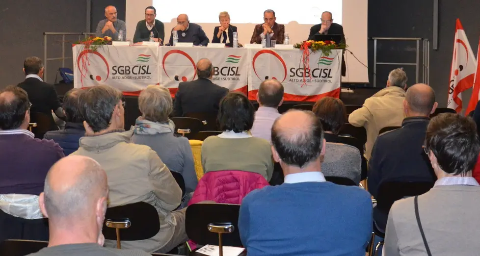 Cisl, 45 mila iscritti Maggioranza tedesca tra i lavoratori attivi