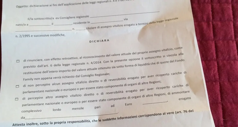 Vitalizi, arrivate le lettere agli ex consiglieri