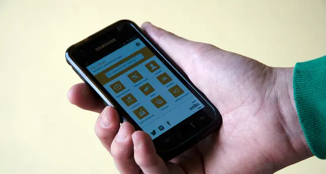 La biblioteca Unibz lancia la “Library App”