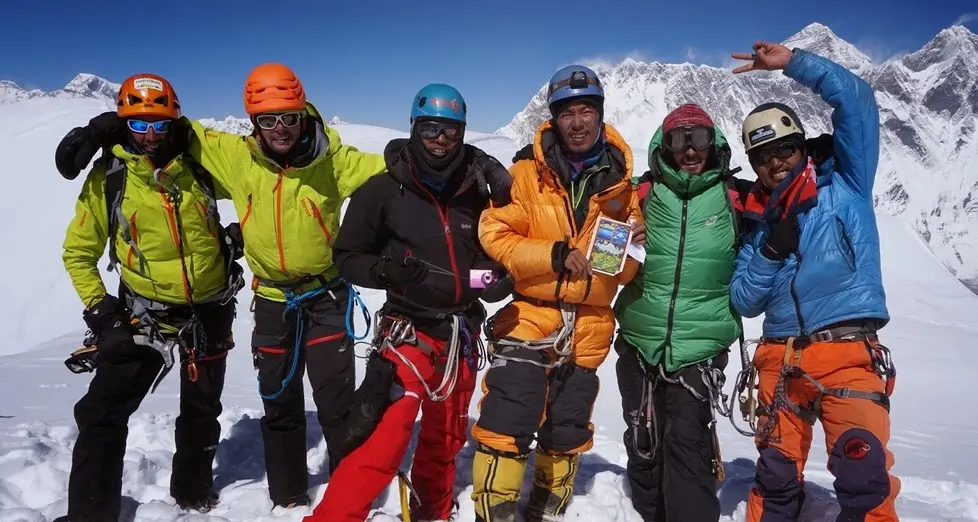 Due Catores in Nepal dall’alto dei 7 mila metri