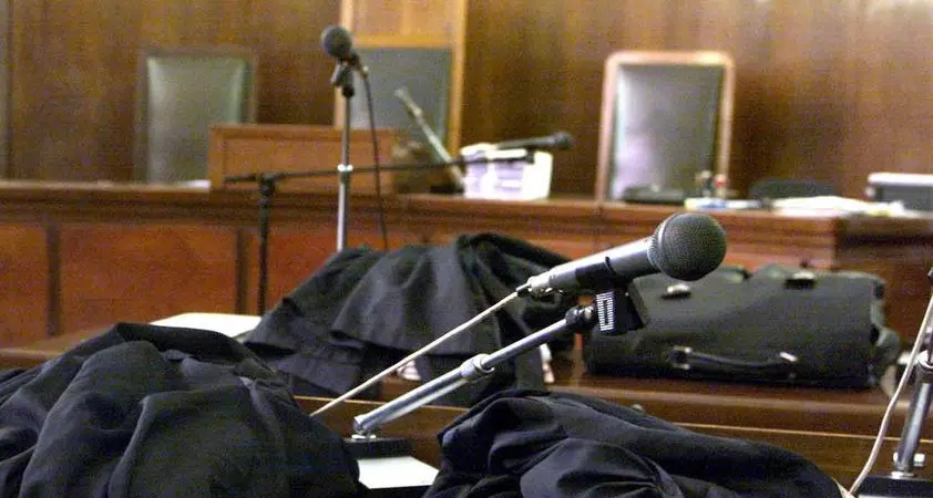 Atti osceni in palestra, denunciato l’allenatore