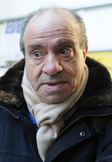 Taglio ai nonni vigile a Merano, protesta dei genitori senza la controparte