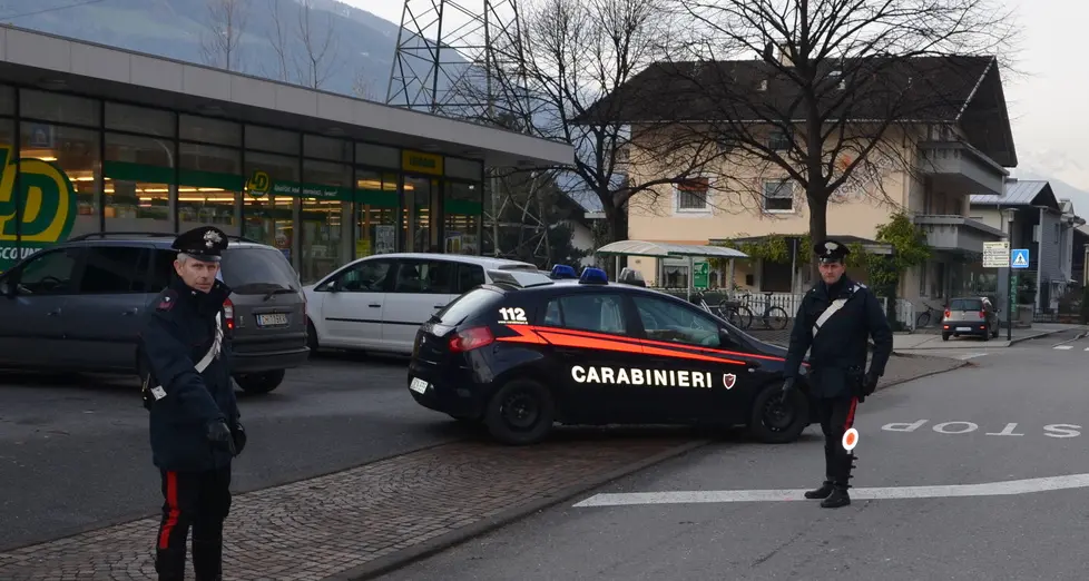 Investe ciclista e fugge, arrestato 52enne