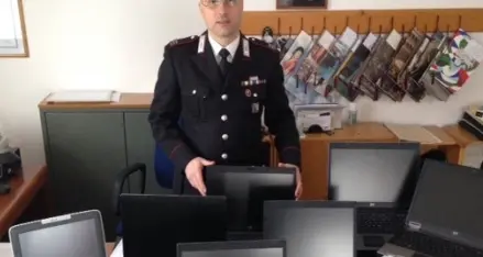 Computer rubati a scuola, denunciati due minorenni