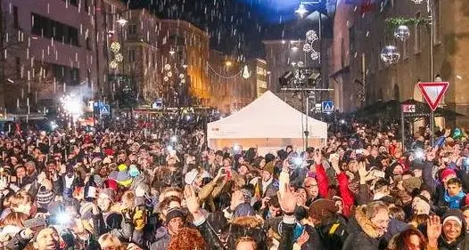 Capodanno a Bolzano, la festa è in piazza Domenicani
