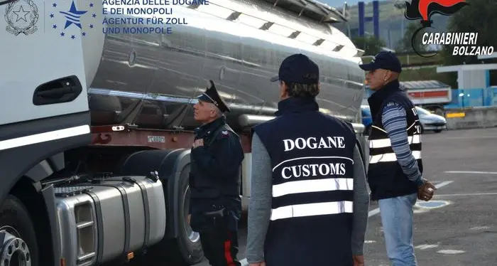 Contrabbando di carburanti, nuovi arresti in tutta Italia