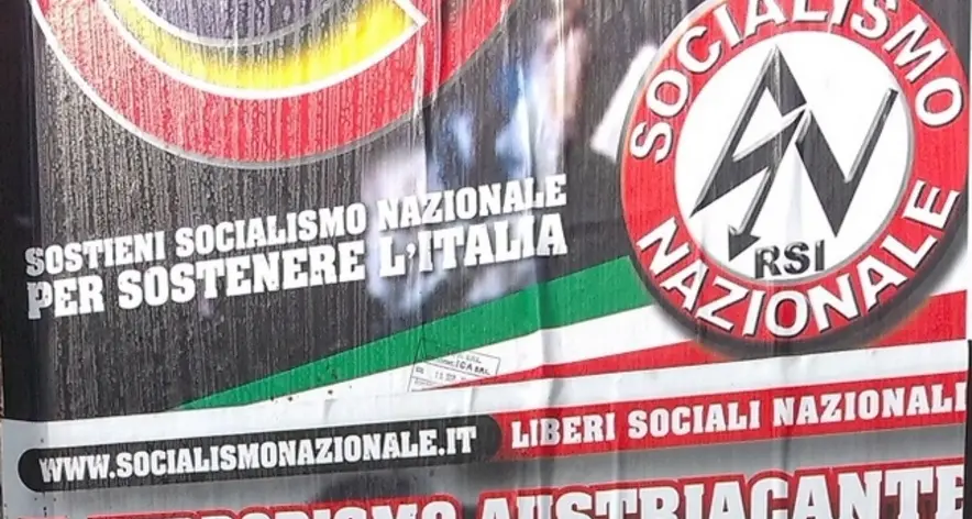 “Poster fascisti”, Spagnolli querela