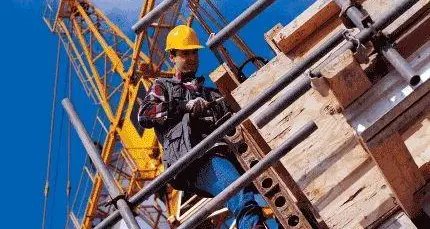Fallimento Zh, si cerca una soluzione per i lavoratori