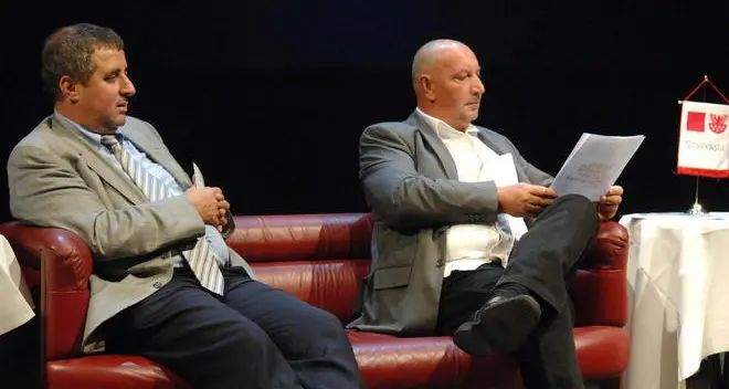 Teatro: attacco a Schweigkofler nel cda
