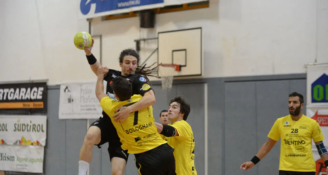 Al Bressanone il derby con l'Appiano