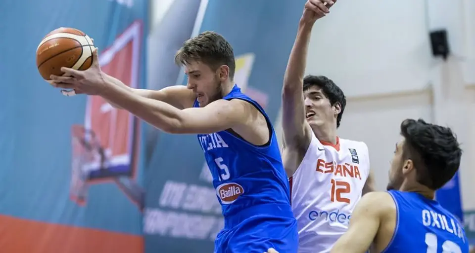 Il bolzanino Lever bussa alle porte del basket che conta