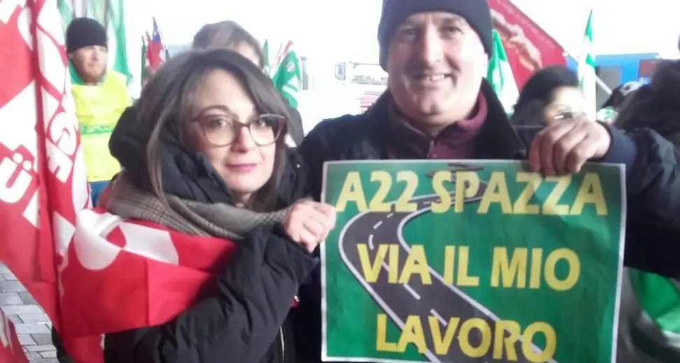 Addetti alle pulizie A22, i sindacati chiedono aiuto al Ministero