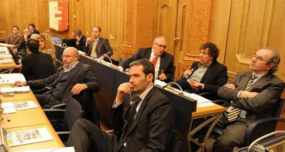 Senza risposta 285 mozioni e interpellanze