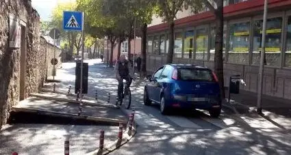 La rampa delle polemiche sarà tolta da via S.Cassiano
