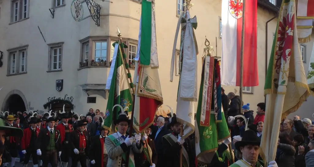 Duemila Schützen e la Stocker a San Paolo per i 50 anni dalla morte di Kerschbaumer