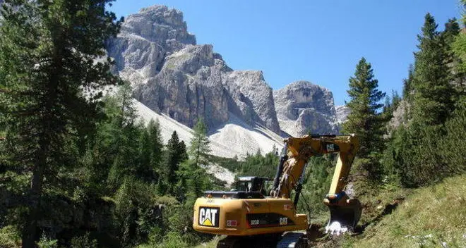 Risparmi provinciali? I Verdi: non spendete in nuove strade rurali