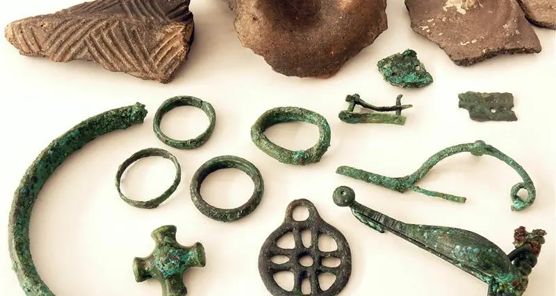 Necropoli dell’età del Ferro spunta da un cantiere a Nalles
