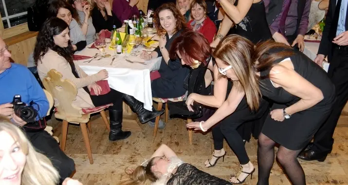 Cena di classe o con delitto È sempre tutto esaurito
