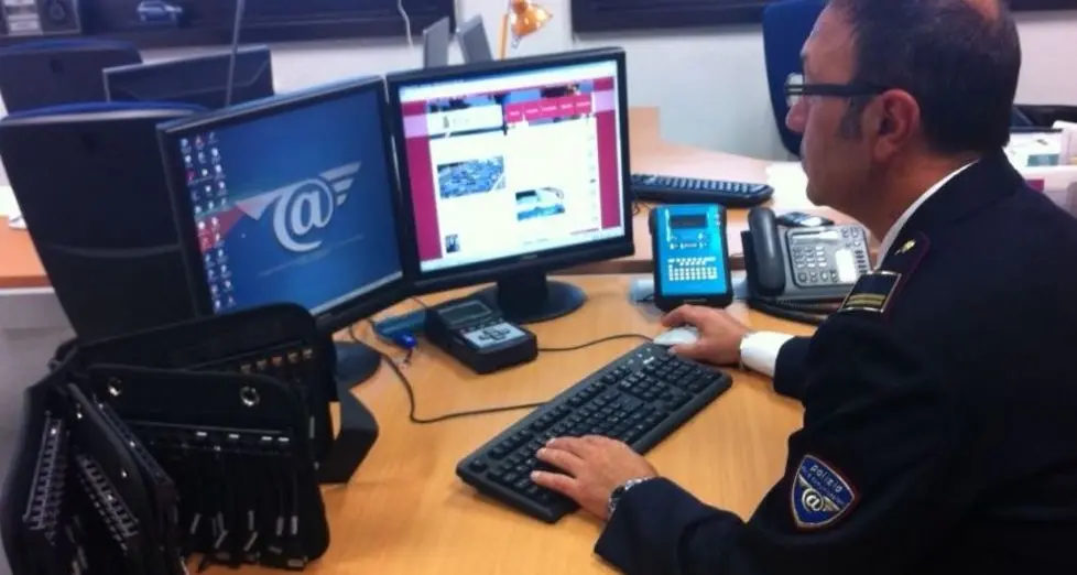 Un arresto per pedopornografia