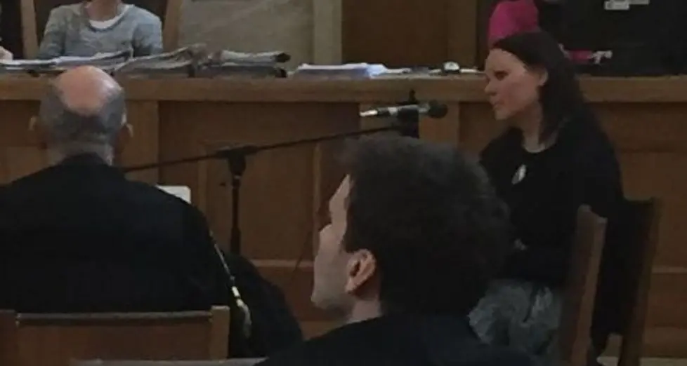 Caso Stein, “torchiata” l’ex segretaria di Durni