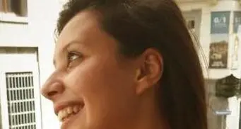 Gli alpini in Kosovo depongono una targa in memoria di Alessia
