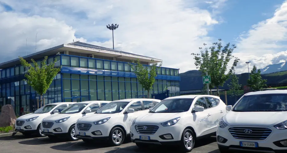 Idrogeno, prenotato tutto il parco auto