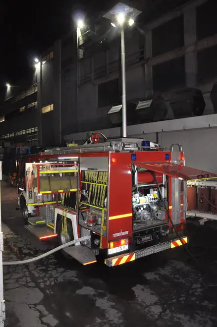 Dobbiaco, incendio su un terrazzo in via Dolomiti