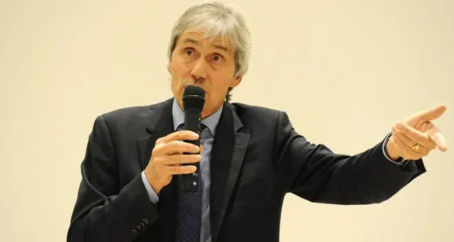 Azienda sanitaria, nel 2013 al direttore generale Fabi quasi 400 mila euro
