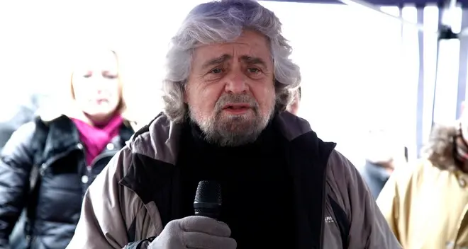 Grillo attacca l’inceneritore: vi arriveranno rifiuti da tutta Italia