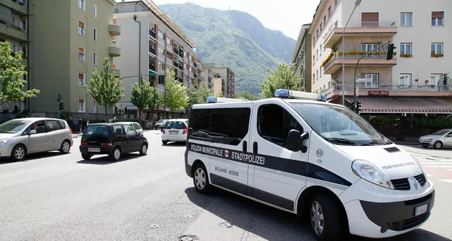 I Vigili Urbani salvano un’anziana dal soffocamento