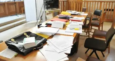 SEXGATELe ragazze chiedono il danno esistenziale ai clienti