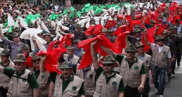 Bolzano e l’adunata degli alpini: una macchina perfetta