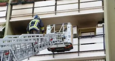 Incendio in via Ortles: 4 intossicati