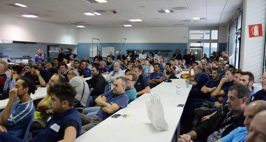Memc, referendum tra gli operai