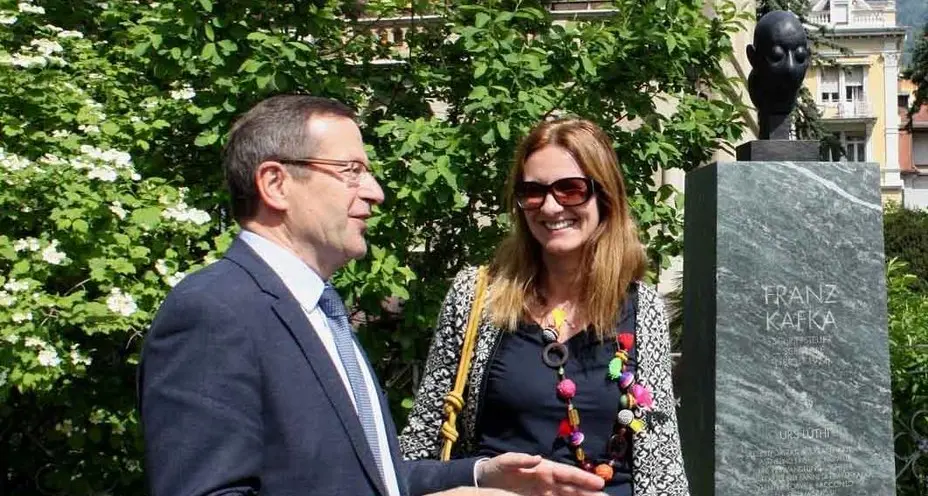 Tre statue da 25 mila euro l’una