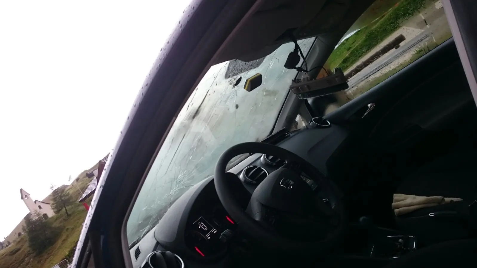 Un'altra frana, passo Gardena chiuso al traffico