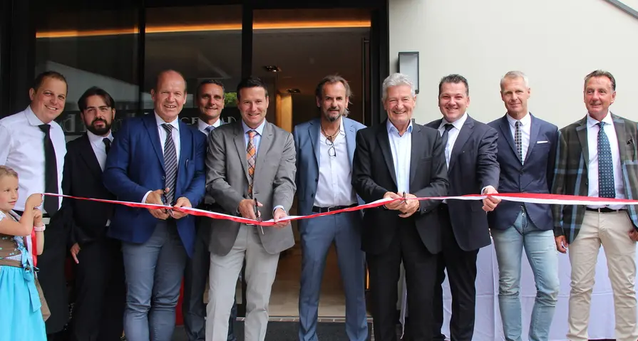 Egna, il vecchio municipio diventa un albergo
