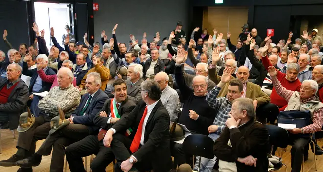 Gli alpini dell’Alto Adige in assemblea: Scafariello rieletto presidente