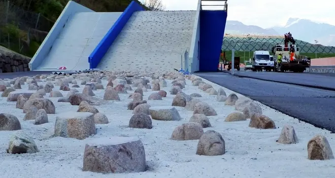 La pista di prova se ne va Iveco cede alle pressioni
