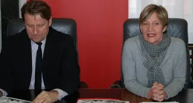 Rifiuti, il bidoncino parte tra un anno