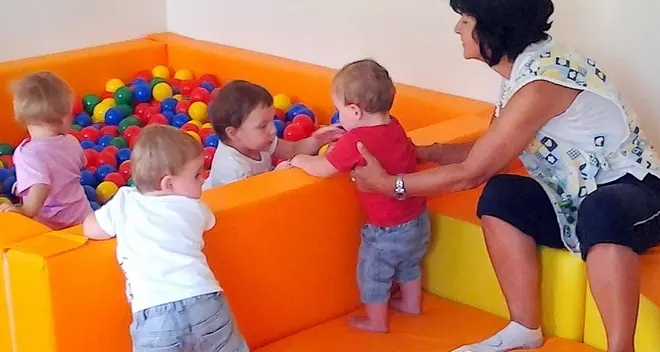 Asili nido, «saltano» 3 dipendenti