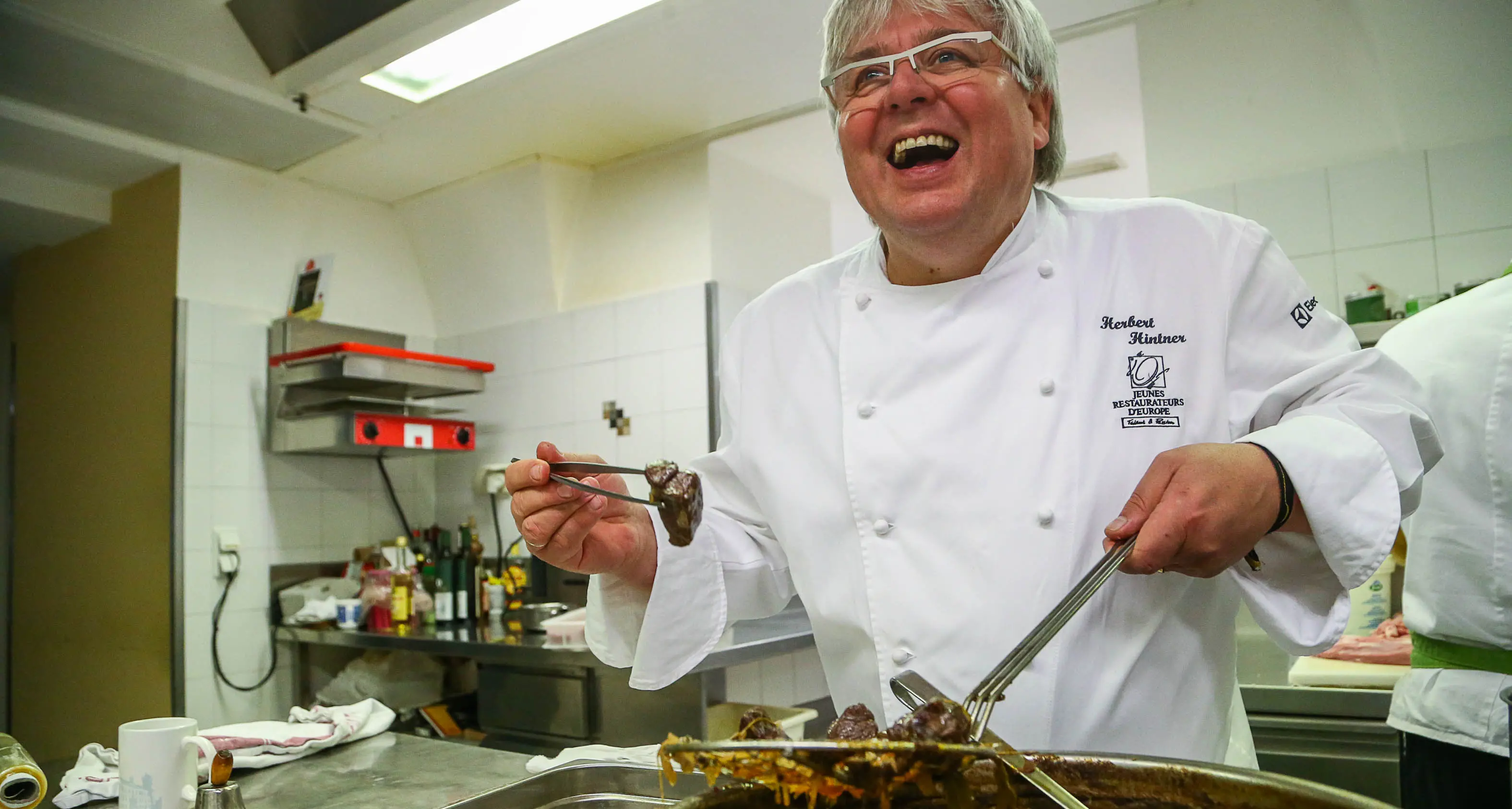 A Merano 12 chef stellati cucinano per la ricerca contro il cancro