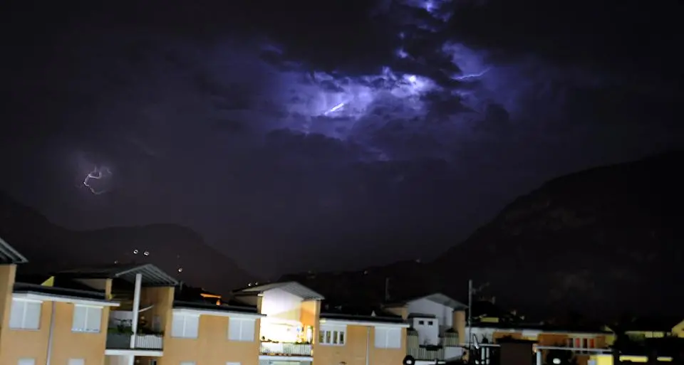 Maltempo: nella notte sono caduti oltre 1500 fulmini