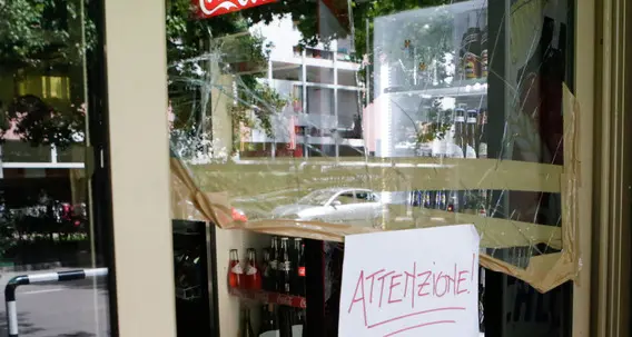 Furti in serie: presi di mira due pizzerie e un bar