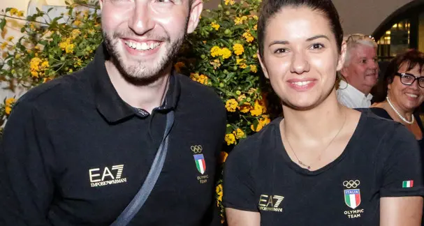 La coppia olimpica domenica di corsa contro la violenza