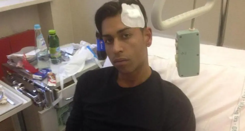 Il giovane preso a sassate: «Un agguato»