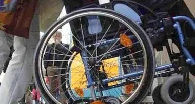 «Assegni anziani, troppi furbi»