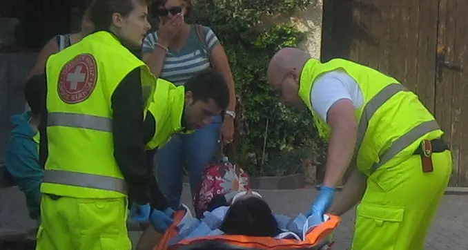 Auto centra il city-bus Undici feriti, uno grave