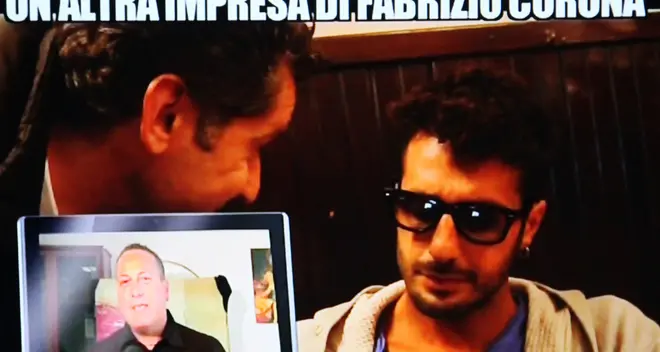 Fabrizio Corona, la vicenda delle fatture finisce in rissa